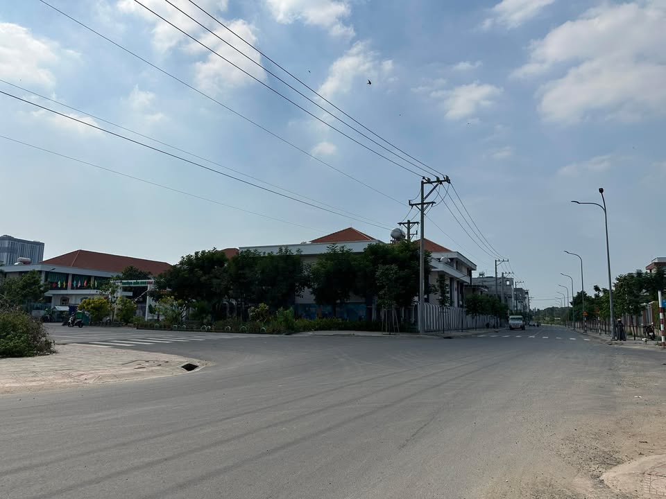 Đất nền khu vực Dĩ An - 100.7m² giá 3.099 tỷ - Đầu tư sinh lời ngay!