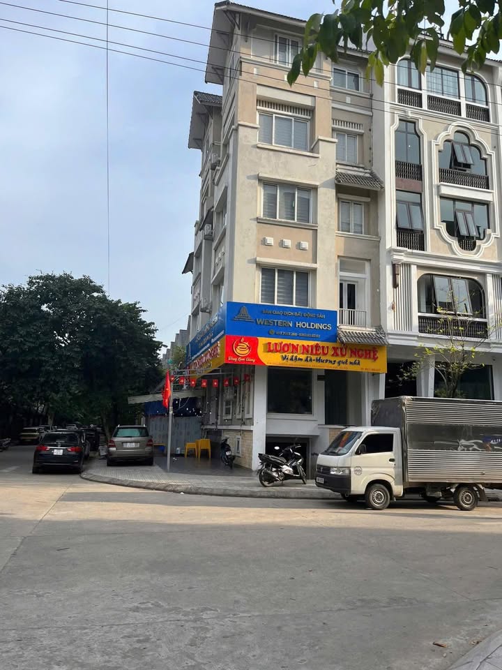 Cho thuê FrontHouse khu A Geleximco 1 tầng 2 mặt tiền - Kinh doanh hiệu quả!