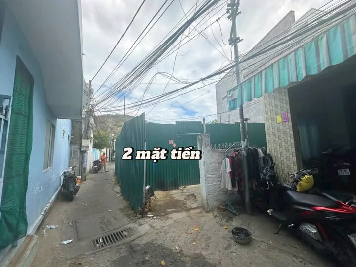 Đất Hẻm Trần Phú, Nha Trang 59.4m² giá 2.6 tỷ - Lô Góc 2 Mặt Tiền Gần Biển