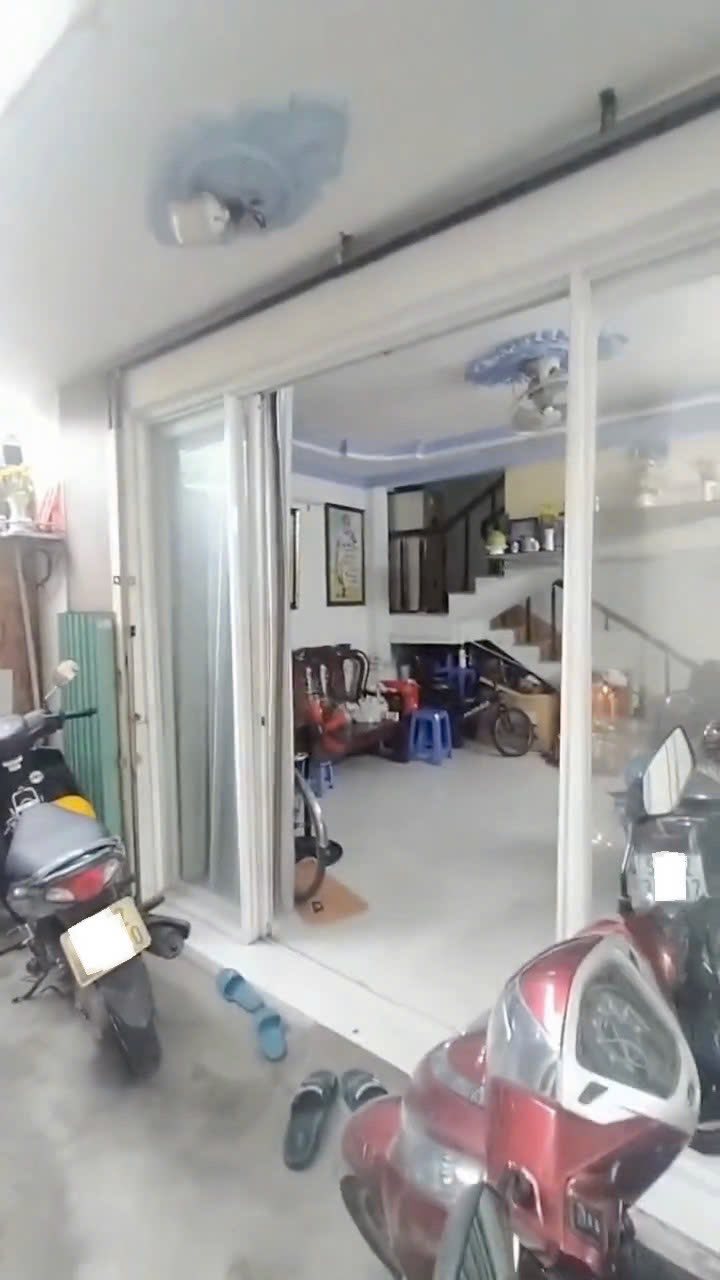 Nhà phố Thủ Đức 43m² giá 1.95 tỷ - Gần Gigamall, tiện nghi đầy đủ!