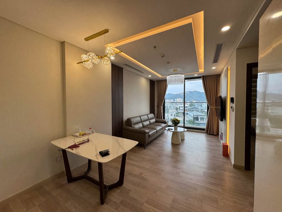 Căn hộ Ct1 Riverside Luxury Nha Trang 72m² giá 4.4 tỷ - Full nội thất sang trọng!