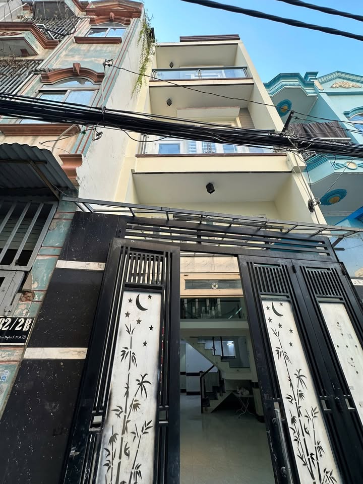 Nhà phố 82/2c Huỳnh Văn Nghệ, Q. Tân Bình 38.5m² giá 5.968 tỷ - Vị trí cực kỳ thuận tiện!