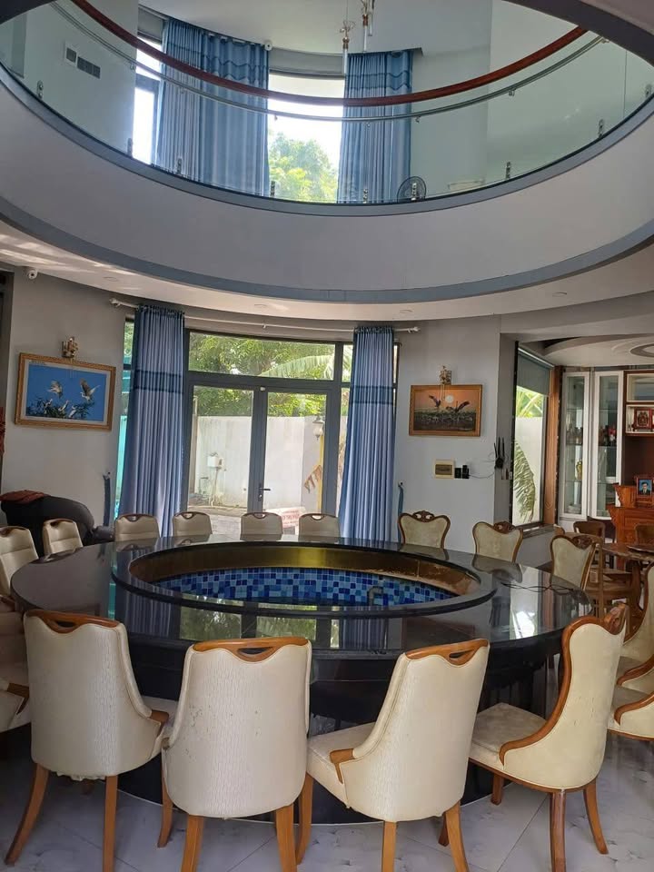 Nhà kho và biệt thự có hồ bơi Rạch Giá 1629.6m² giá 16 tỷ - Đầu tư sinh lời!