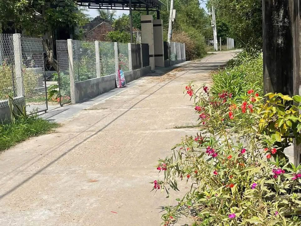 Đất nền Thị trấn Hà Lam, Thăng Bình 173m² giá 300 triệu - Cơ hội tuyệt vời cho tổ ấm mới!