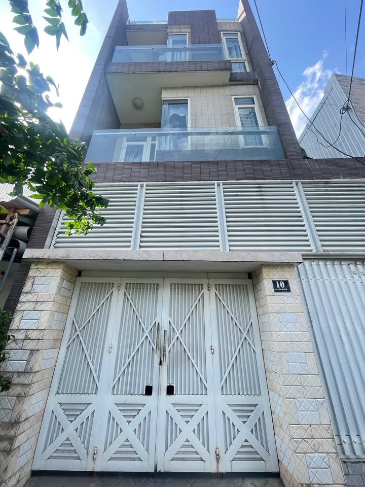 Cho thuê nhà 3 tầng đường Huyền Quang, Sơn Trà, Đà Nẵng 100m² - Giá chỉ 12 triệu/tháng!