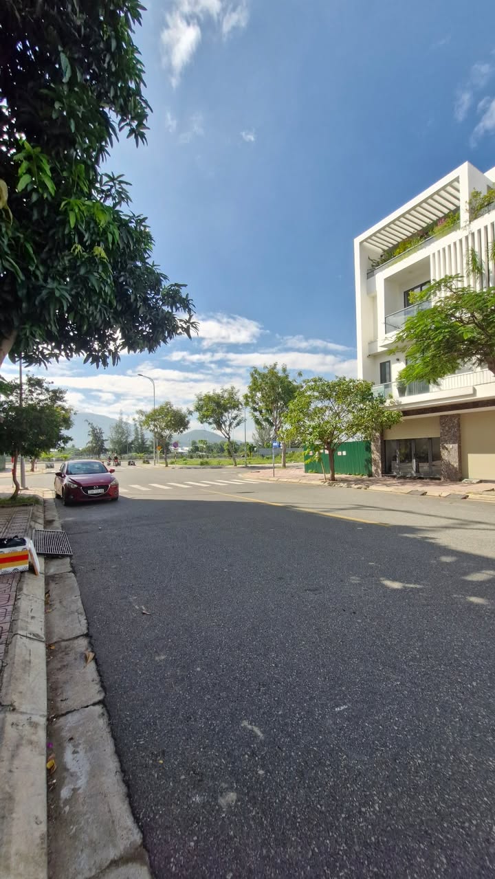 Cho thuê mặt tiền đường Lạc An Nha Trang 90m² giá 8 triệu - Kinh doanh văn phòng lý tưởng!