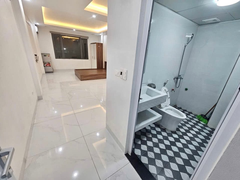 Studio cho thuê tại Ngõ 4 Cầu Bươu 40m² giá 3.6 triệu - Full nội thất hiện đại!