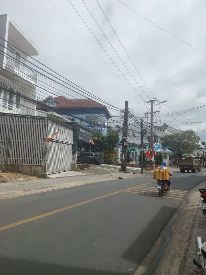 Cho thuê mặt bằng đường Yersin, Đà Lạt 150m² - Vị trí đắc địa gần trường cao đẳng sư phạm