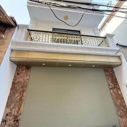 Bán gấp FrontHouse 55m² đường Nguyễn Văn Linh, Long Biên - Chỉ 11 tỷ!