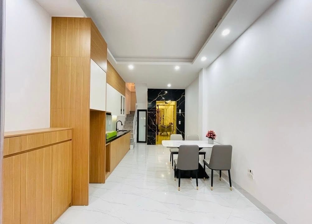 Nhà phố Thúy Lĩnh, Hoàng Mai 30m² giá 7.8 tỷ - Thiết kế hiện đại, sẵn sàng vào ở!