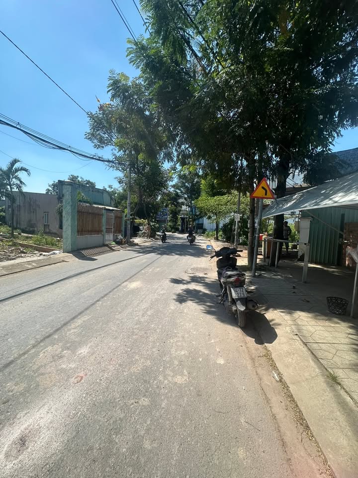 Đất nền mặt tiền Xuân Thới Thượng 270m² giá 6.8 tỷ - Cơ hội đầu tư hấp dẫn!