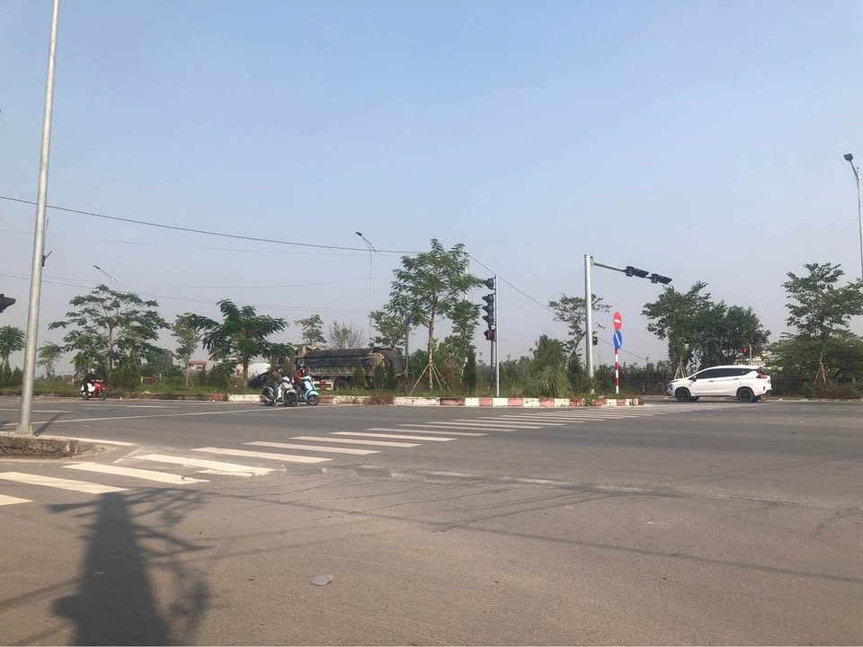 Đất nền Song Mai, Mai Đình, Sóc Sơn 120m² giá 3 tỷ - Sổ đỏ chính chủ, ô tô vào được!