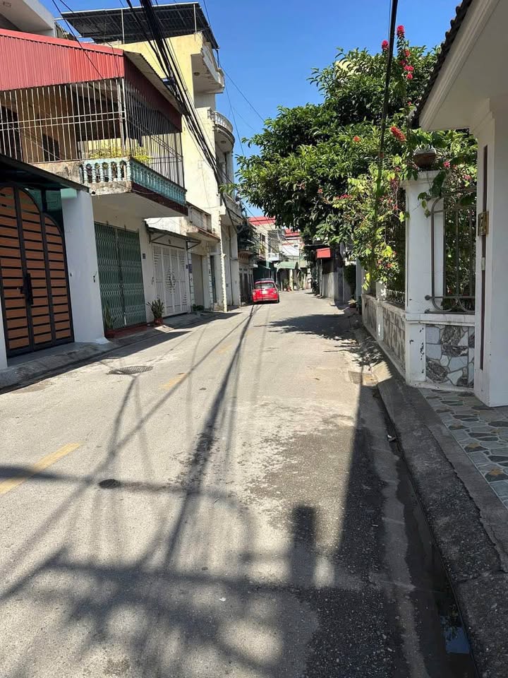 Đất mặt phố Hoàng Lộc, Lê Thanh Nghị, Hải Dương 149.8m² giá 4 tỷ - Vị trí đắc địa cho kinh doanh!