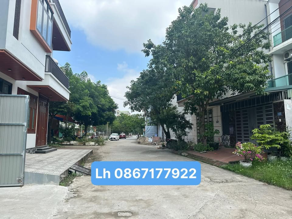 Bán lô đất Dữu Lâu, Việt Trì 117.5m² giá 5 tỷ - Vị trí đẹp, tiện ích đầy đủ!