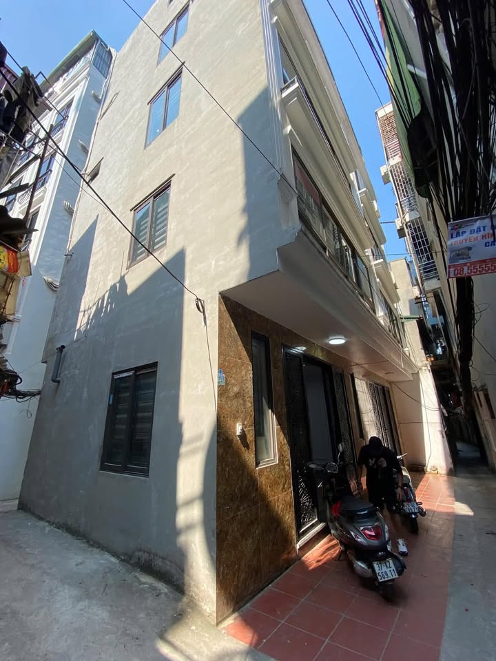 Nhà nguyên căn 5 tầng ngõ 166 Kim Mã 55m² giá 19.8 triệu - Chính chủ cho thuê ngay!
