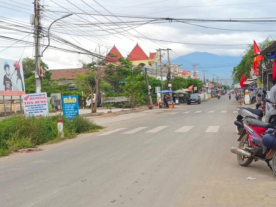 Nhà Ninh Sơn, Ninh Hòa 256m² giá 625 triệu - Gần chợ, đường thông thoáng!