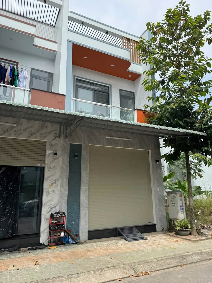 Nhà mới xây Tân Hiệp 70m² giá 1.75 tỷ - Dọn vào ở ngay!