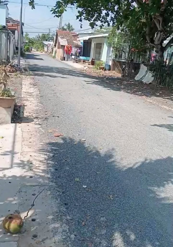 Bán nhà liền kề hẻm 129, phường 9, Sóc Trăng - Diện tích 248m², giá 2.3 tỷ, thương lượng!