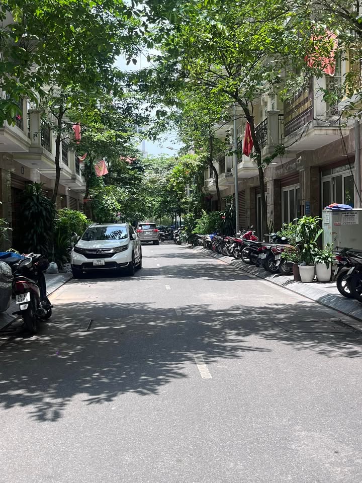 FrontHouse Xuân Thủy Cầu Giấy 46m² giá 11 tỷ - Đầu tư sinh lời ngay!