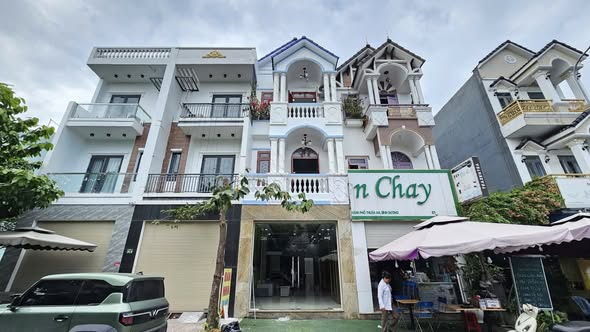 Nhà cho thuê 1 trệt 2 lầu tại An Phú, Tân Uyên - Full nội thất cao cấp chỉ 11 triệu/tháng!