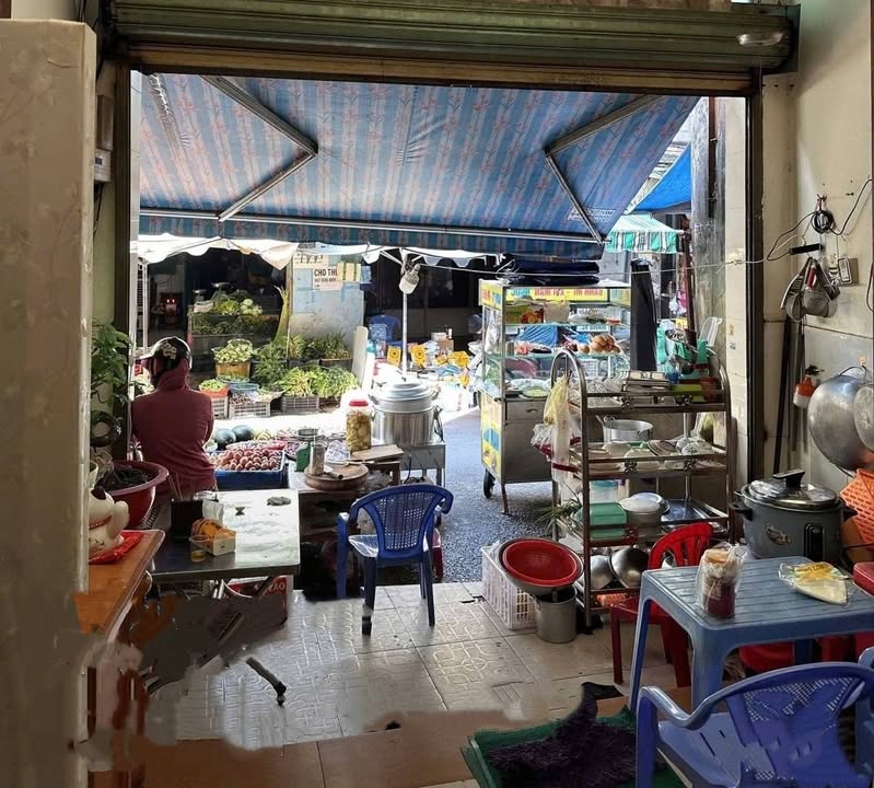 Bán Tòa Nhà CHDV Trường Chinh 420m² giá 15 tỷ - Khu Kinh Doanh Sầm Uất!