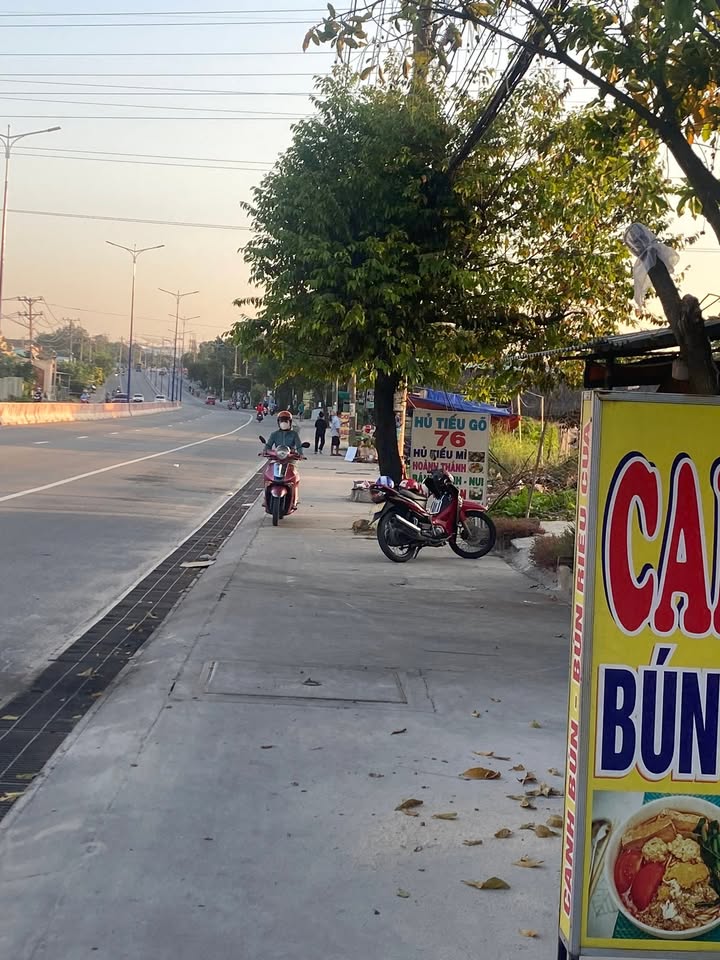 Mặt bằng cho thuê 400m² tại Quốc Lộ 13, Bến Cát - Giá chỉ 10 triệu/tháng!