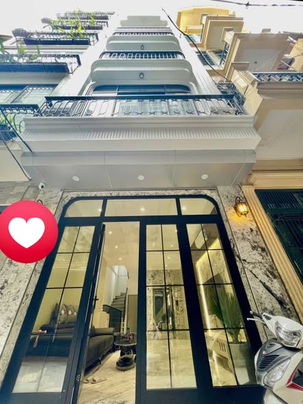 Nhà 7 tầng Ngọc Khánh, Ba Đình 40m² giá 20 tỷ - Thiết kế hiện đại, sẵn sàng vào ở!