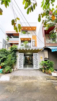 Nhà đẹp quận Thanh Khê 88m² giá thỏa thuận - Sân ô tô gần biển Nguyễn Tất Thành!