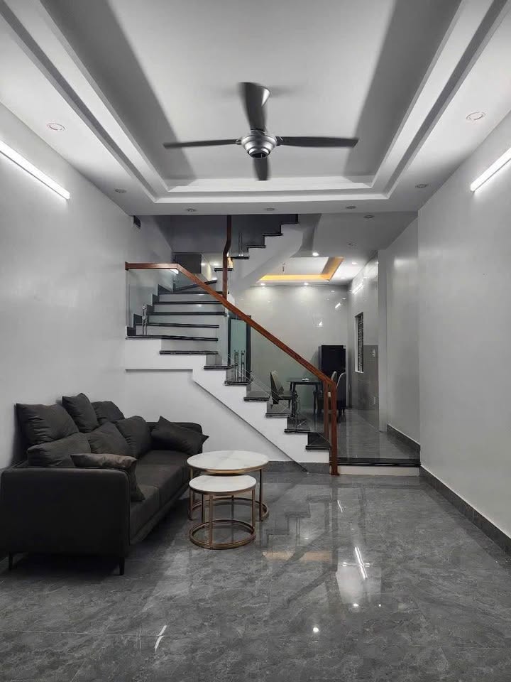 Nhà nguyên căn cho thuê tại Văn Cao 56m² giá 15 triệu - Full nội thất mới tinh!