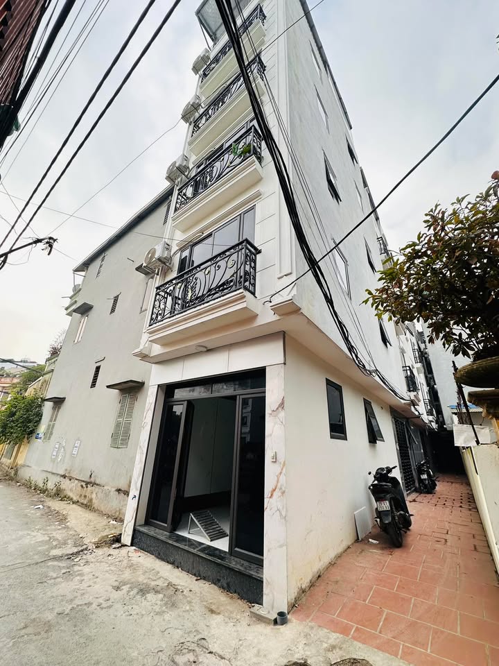 Nhà phố Tây Mỗ, 30m² giá 7 tỷ - Kinh doanh đắc địa, ô tô dừng đỗ!