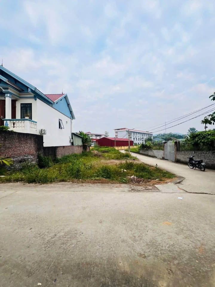 Đất nền Tân Hòa Hòa Bình 760m² giá 4 tỷ - Siêu hạ giá, cơ hội đầu tư vàng!