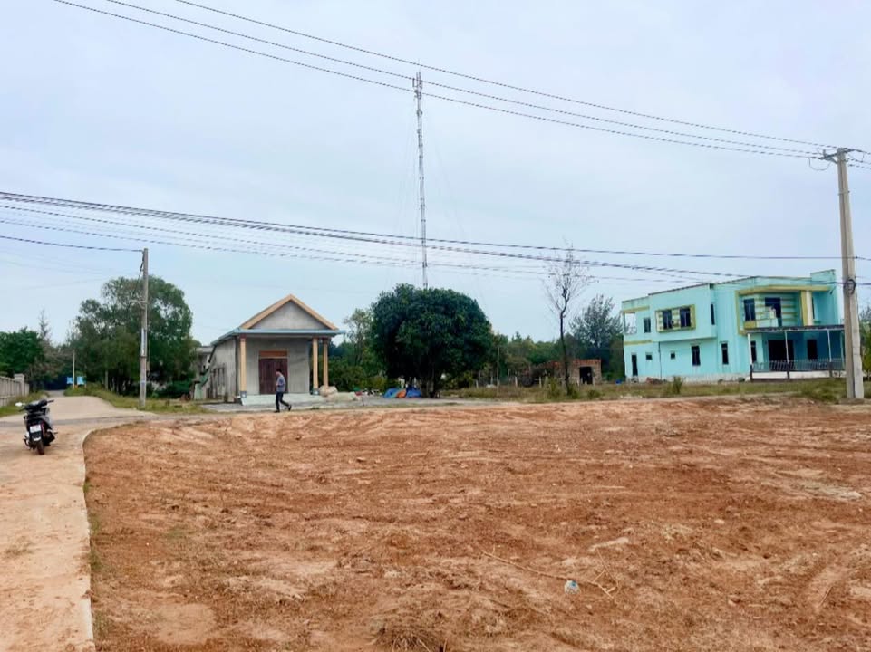 Đất nền mặt tiền đường nhựa Gio Hải- Cửa Việt 175m² giá 800 triệu - Pháp lý rõ ràng, công chứng ngay!