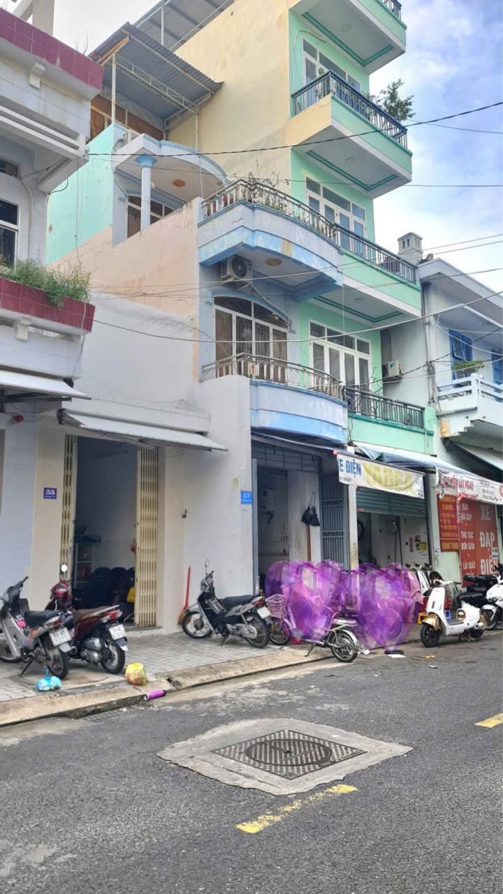 Nhà 3 tầng mặt tiền Đào Duy Từ Nha Trang 58m² giá 7.5 tỷ - Cơ hội đầu tư tuyệt vời!