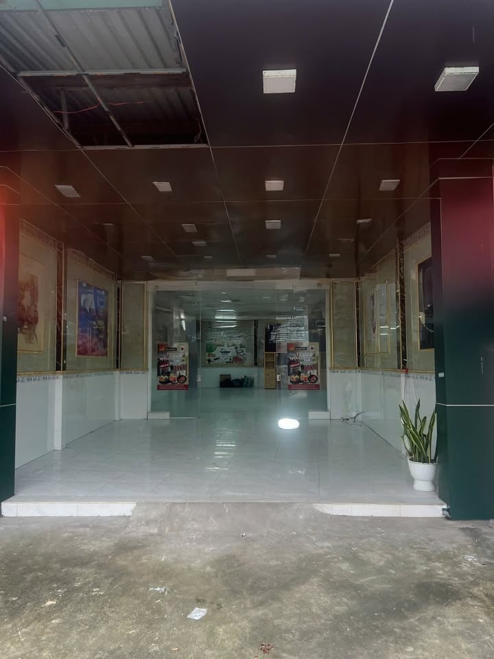 Nhà mặt tiền đường Hương Lộ 80, Bình Chánh 16 triệu - Kinh doanh đa ngành tiện lợi!