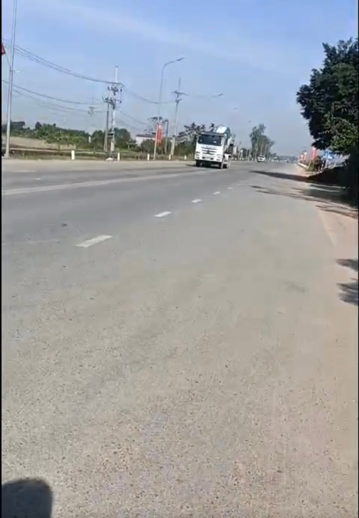 Đất nền bám trục đường 419, Hương Sơn, 83.5m² giá chỉ 2.505 tỷ - Cơ hội đầu tư tuyệt vời!