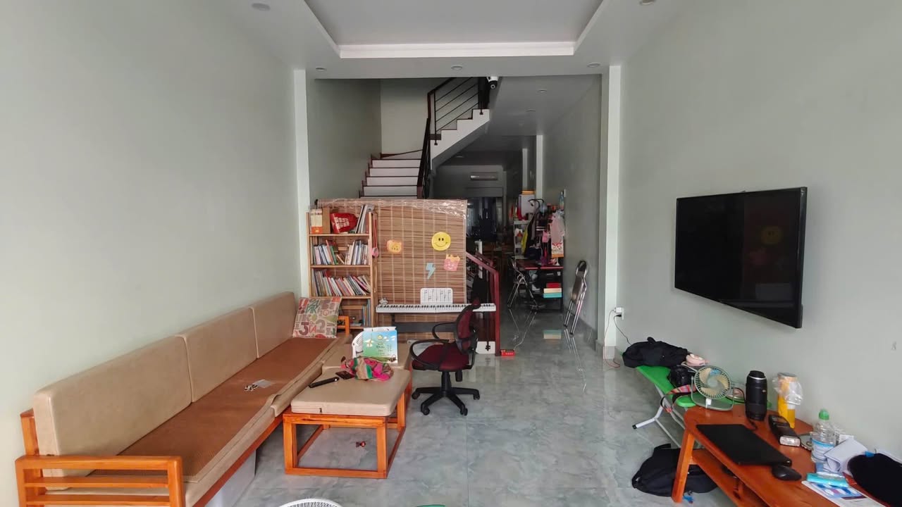 Nhà đẹp 3 tầng Cột 2 TP Hạ Long 65m² giá 6 tỷ - Gần biển và Hồ Cô Tiên!