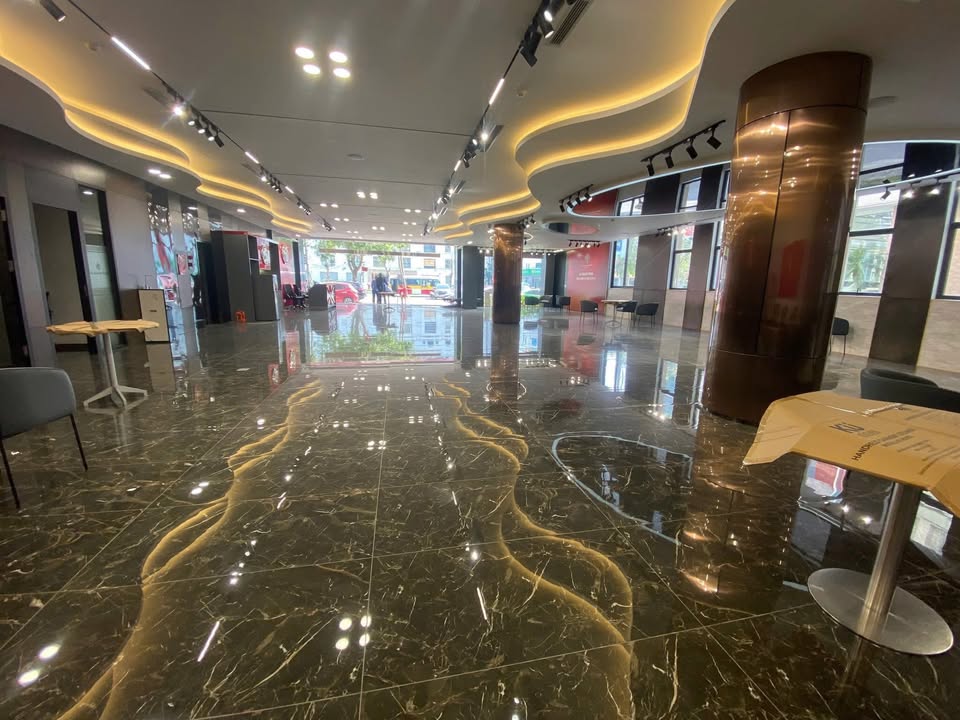 Cho thuê mặt bằng mặt tiền đường Quang Trung 500m² - Khu trung tâm sầm uất!