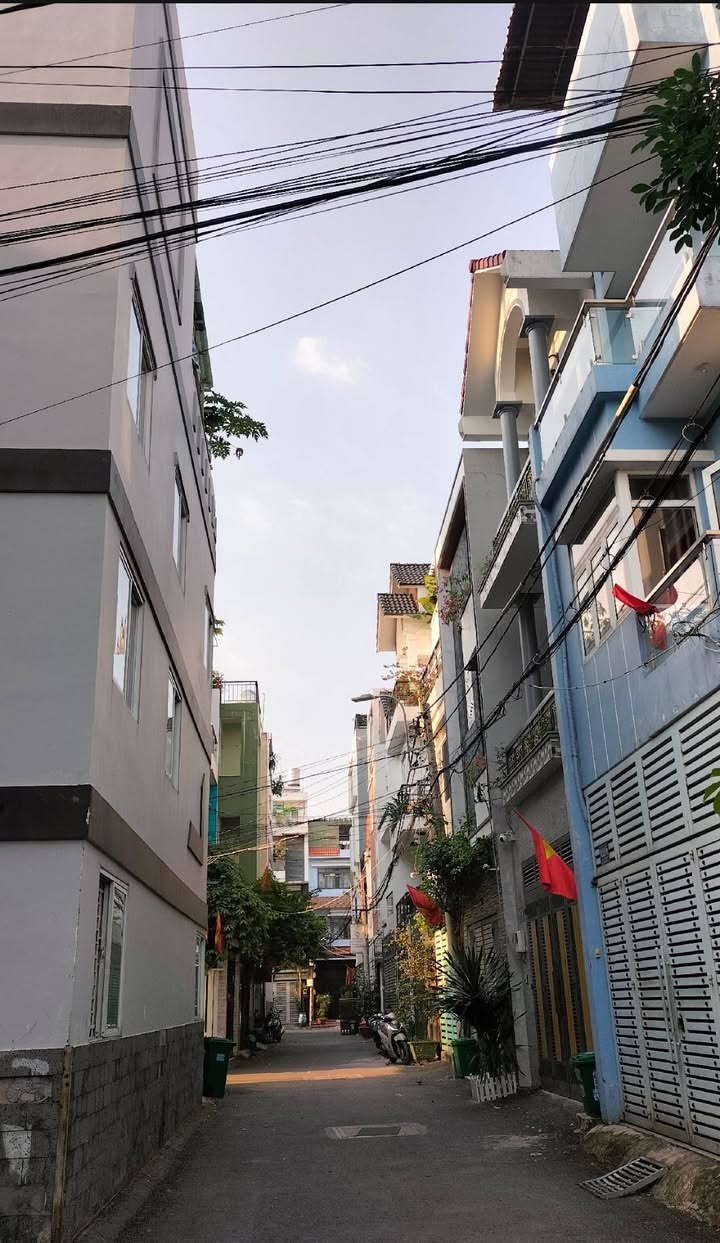 Nhà 3 tầng đường Số 48, Hiệp Bình Chánh 66m² giá 6.59 tỷ - Hẻm ô tô vào tận nơi!