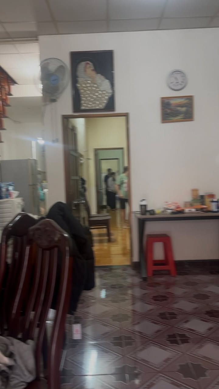 Nhà mặt tiền Lạc Long Quân, Tân Bình 120m² giá 15.99 tỷ - Cơ hội đầu tư hấp dẫn!