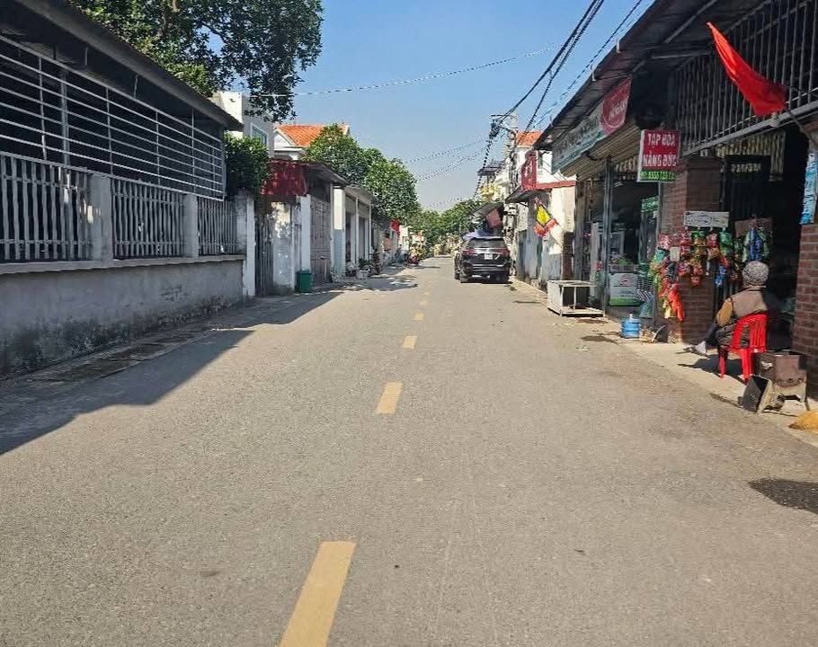 FrontHouse Phù Lỗ 94m² giá 4.9 tỷ - Kinh doanh sầm uất ngay trung tâm!