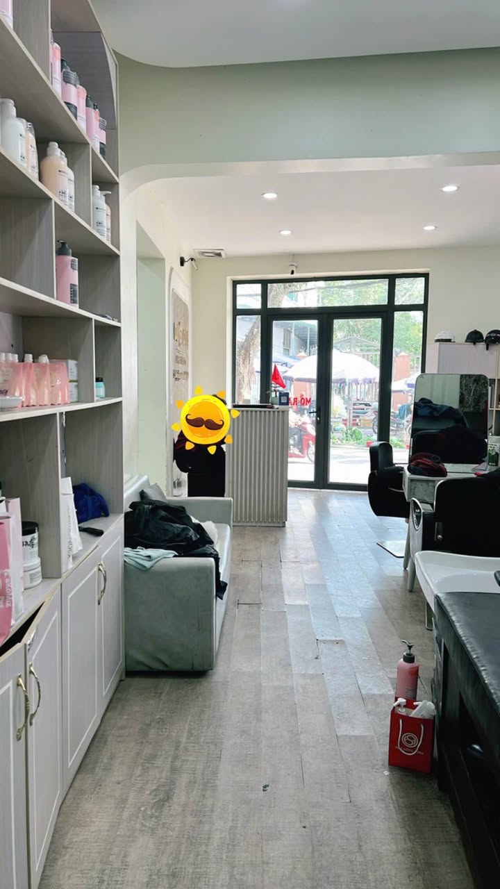 Nhà 2 tầng đường Hồng Hà, phường Cốc Lếu, 113m² giá 9.6 tỷ - Đầu tư sinh lời hấp dẫn!