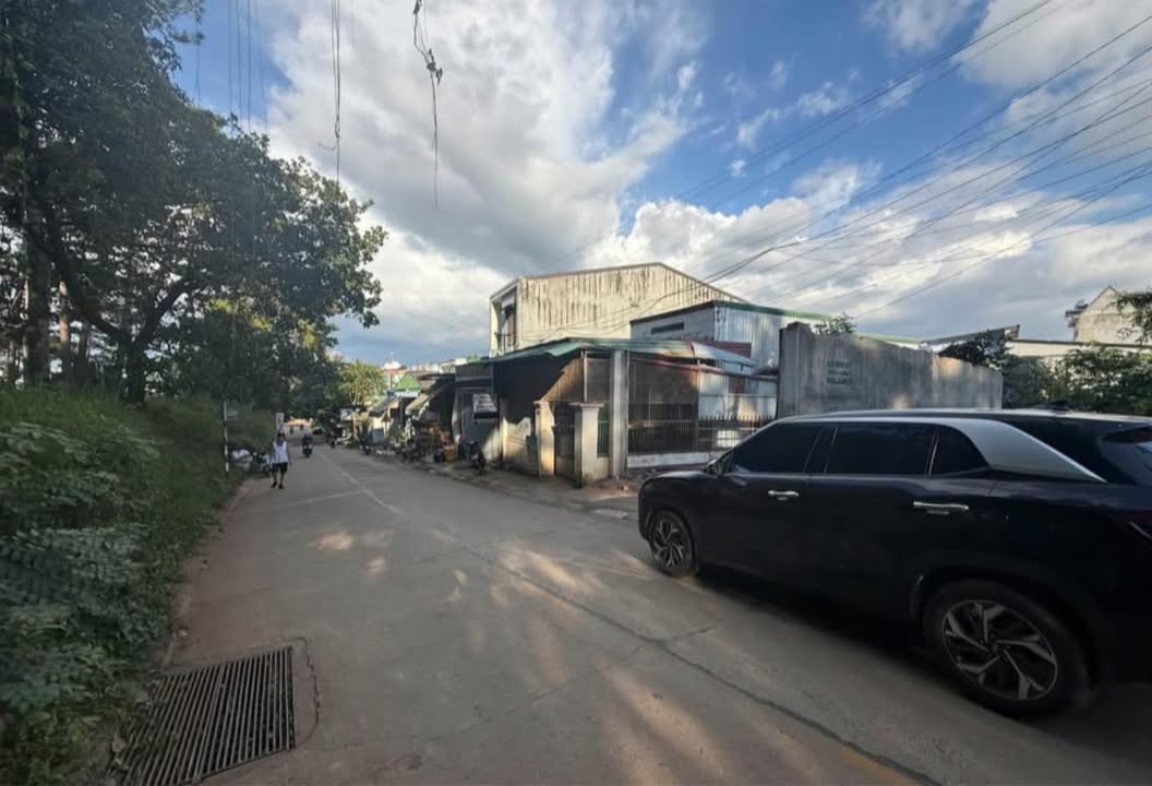 Mặt tiền FrontHouse Săm B Răm Buôn Ma Thuột 115m² giá chỉ 2.85 tỷ - Cơ hội vàng cho nhà đầu tư!