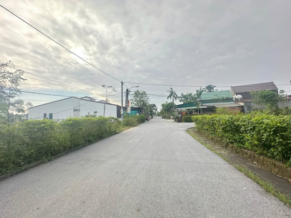 Đất khu quy hoạch Thôn Bình Yên - Thạch Bình 164m² giá thỏa thuận - Đường rộng 8m, dân cư đông đúc!
