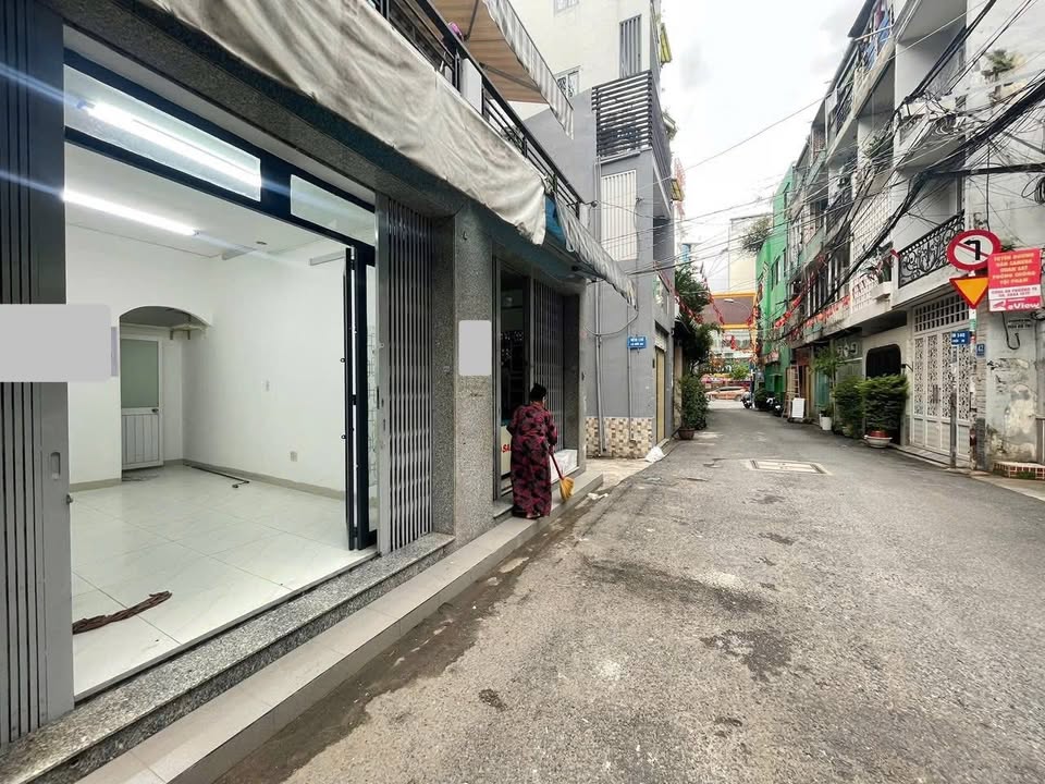 Mặt bằng kinh doanh cho thuê tại Duy Tân, Phú Nhuận 21m² - Giá chỉ 7 triệu/tháng!