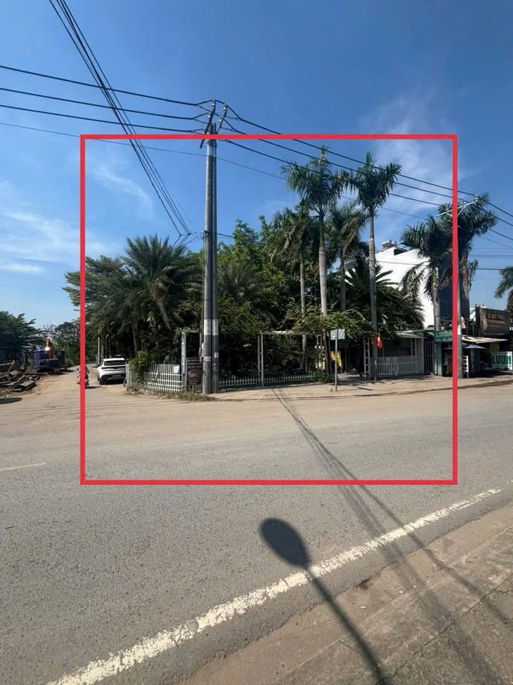 Cho thuê mặt bằng góc 2 mặt tiền đường Vườn Lài 1500m² giá 65 triệu - Hoàn hảo cho kinh doanh!