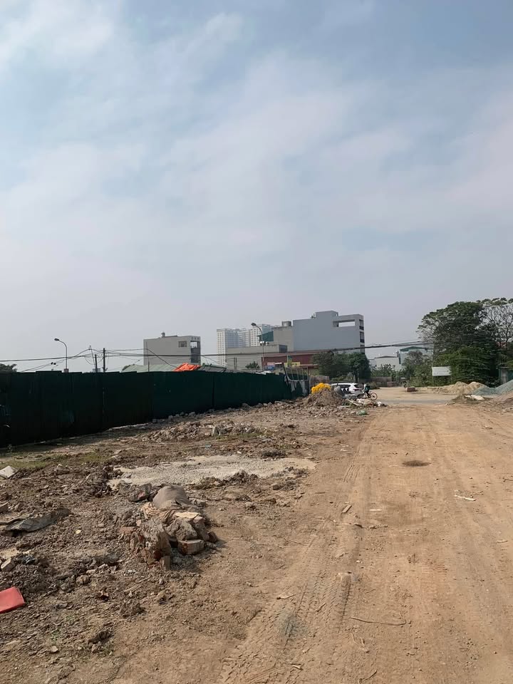 Shophouse 4 tầng trung tâm thương mại Cenco5 Đan Phượng 38m² giá từ 5 tỷ - Cơ hội đầu tư hấp dẫn!