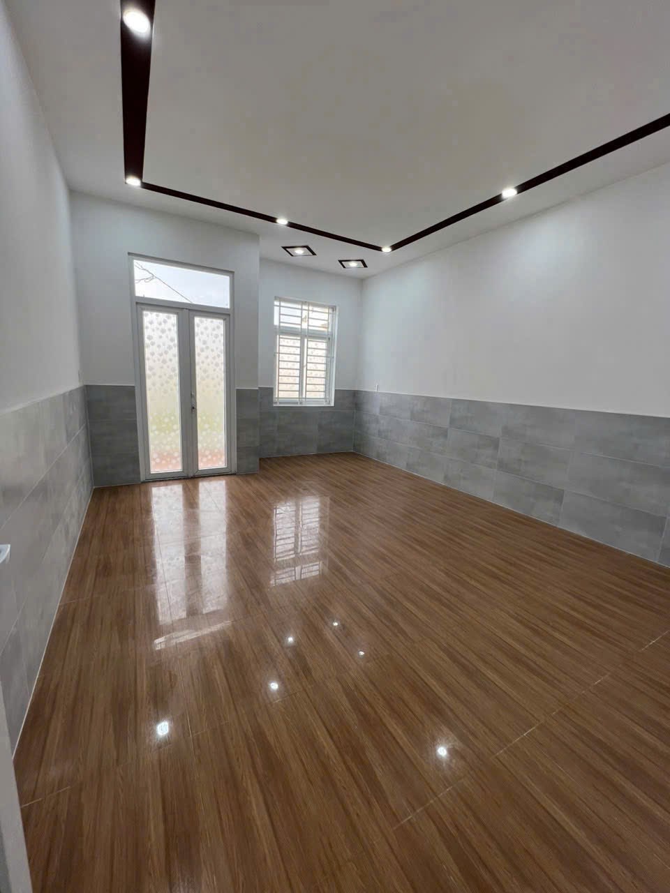 Cho thuê nhà trệt 1 lầu 180m² KDC Phú An, Cần Thơ - Nhà mới, đầy đủ tiện nghi!