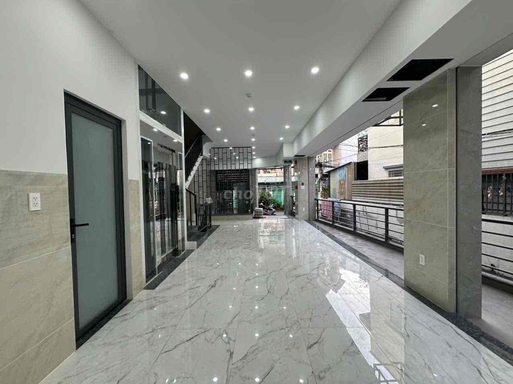 Cho Thuê Mặt Bằng Kinh Doanh Góc 2 Mặt Tiền 60m² Ngay Phạm Văn Chiêu - Tiện Nghi Đầy Đủ