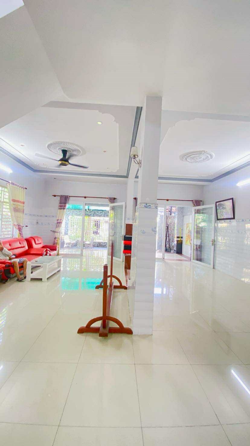 Cho thuê nhà khu 586, Cái Răng, 360m² giá 12 triệu - Không gian rộng rãi, sạch sẽ!