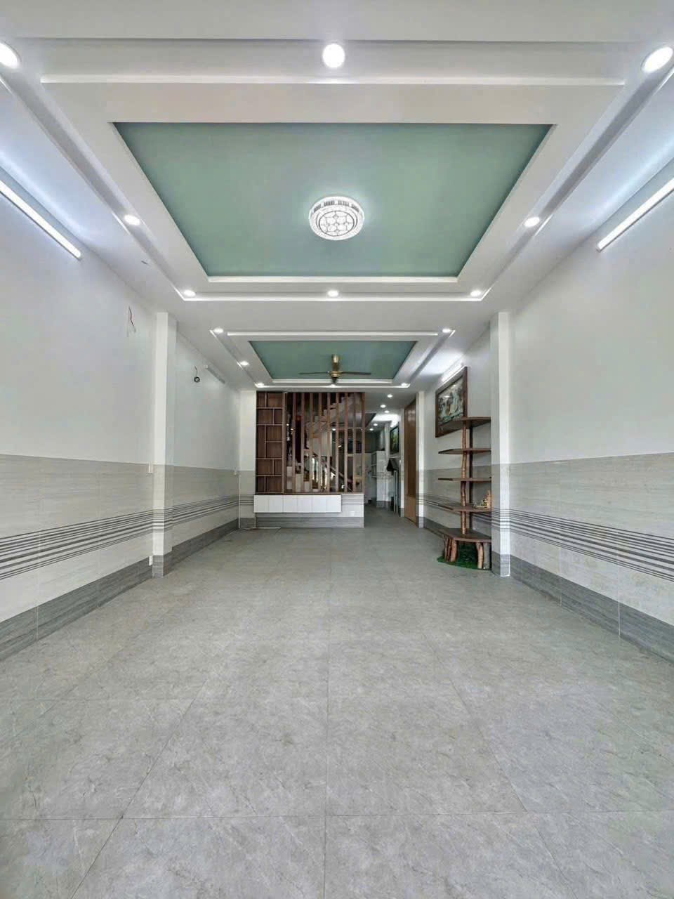 Nhà cho thuê mặt tiền Trần Bạch Đằng, Cần Thơ 100m² giá 18 triệu - Kinh doanh thuận lợi!